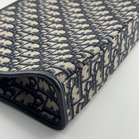 Christian Dior Monogram Clutch Bag - Picture 5 of 16